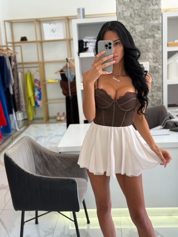 flare skort